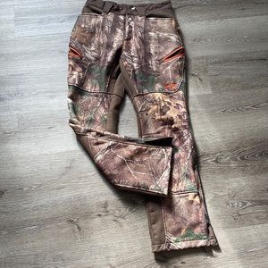 Under Armour camo fleece lined pants